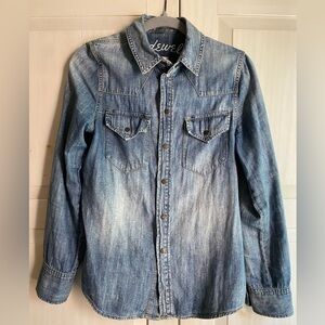 Madewell Weathered Blue Denim Button Down Shirt